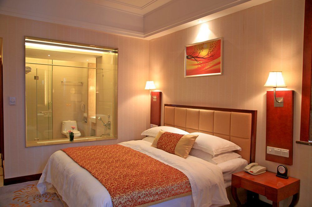 Green Lotus Hotel River View Yangshuo Bagian luar foto